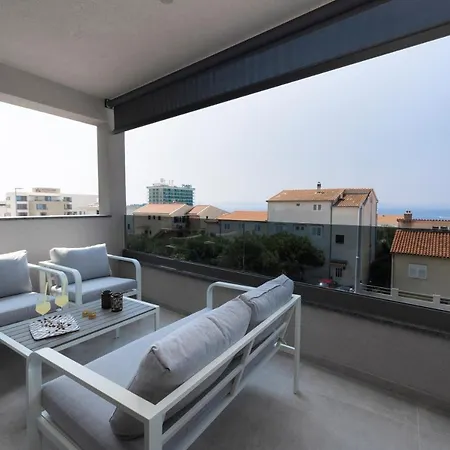 Ani Deluxe Apartman *