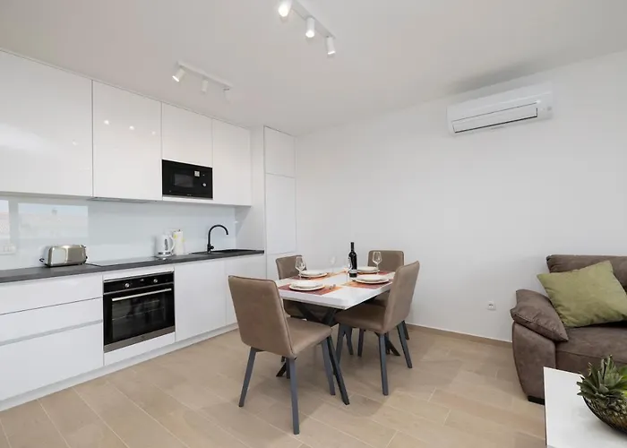 Ani Deluxe Apartament Makarska