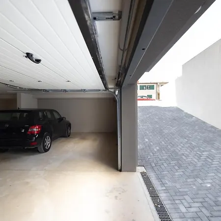 Ani Deluxe Appartement *